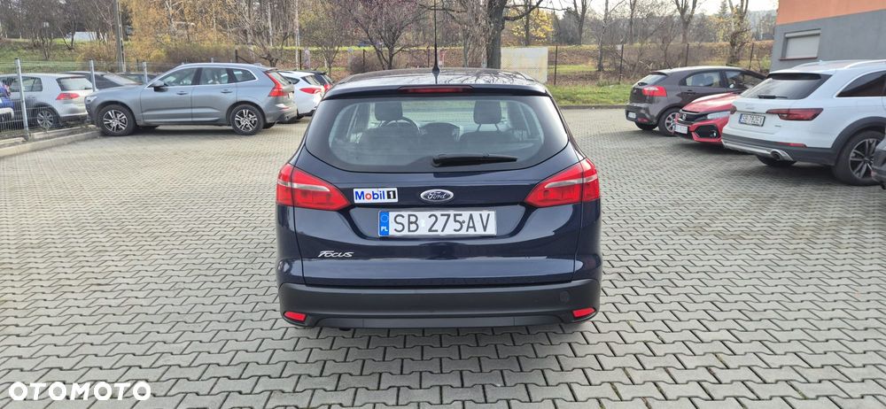 Ford Focus 1.5 TDCi Trend Sport - 4