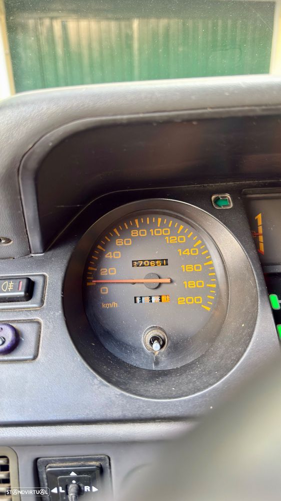 Mitsubishi Pajero 2.5 TDi GLS - 12