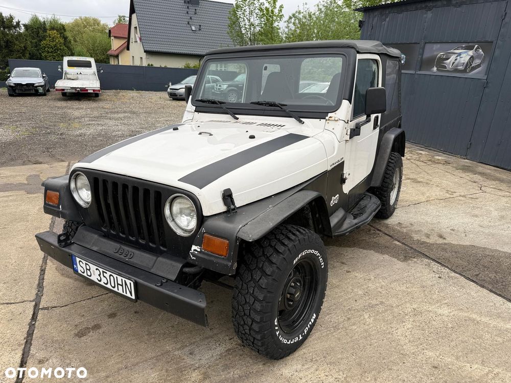 Jeep Wrangler - 2