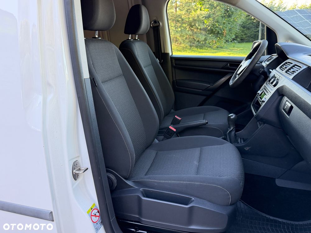Volkswagen Caddy - 10