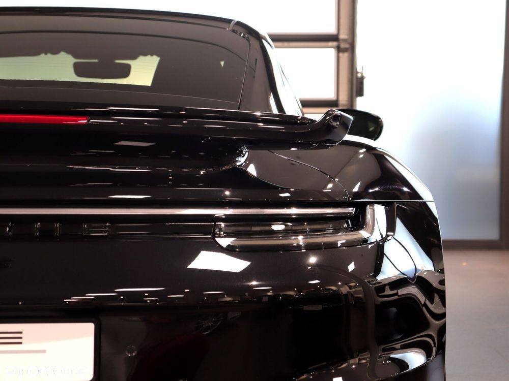 Porsche 911 Turbo S - 10