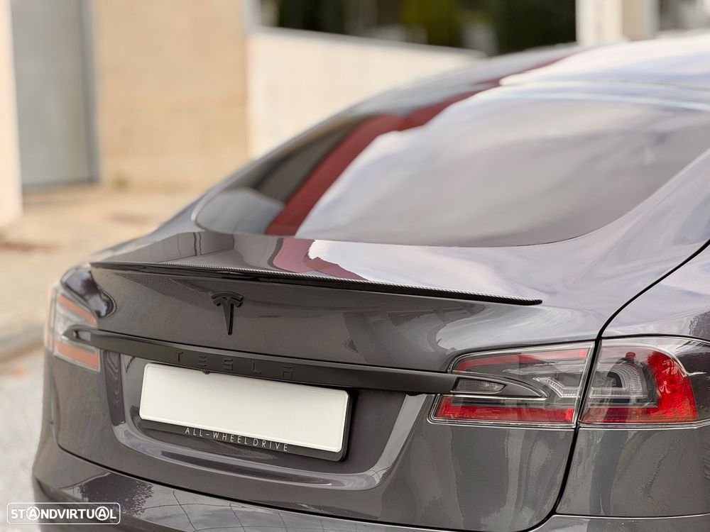 Tesla Model S Long Range AWD - 26