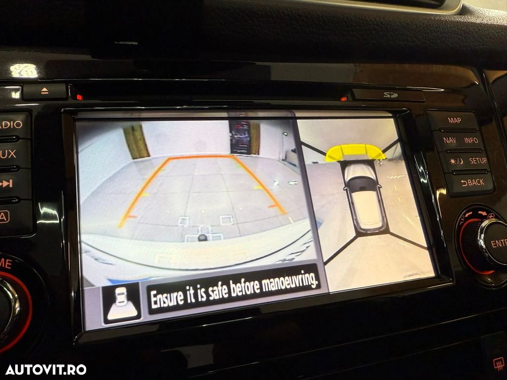 Nissan Qashqai 1.6 DCI Xtronic N-Connecta - 22