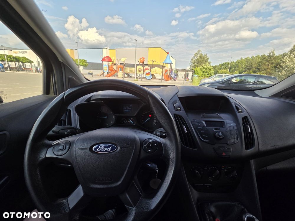 Ford Transit Connect - 9