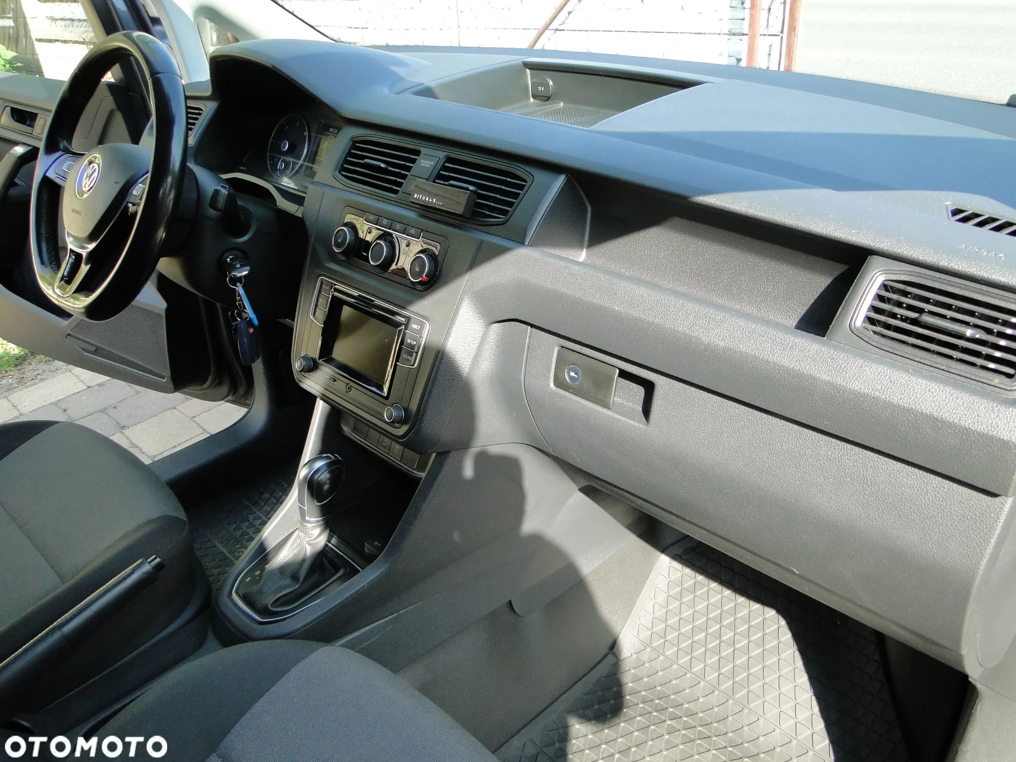 Volkswagen Caddy - 13