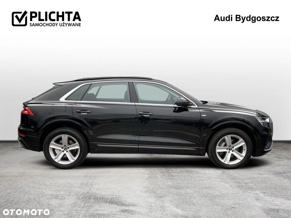 Audi Q8 - 6