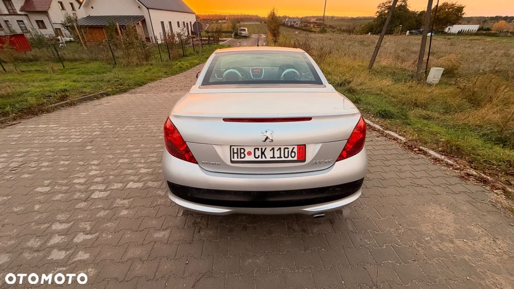 Peugeot 207 CC - 6