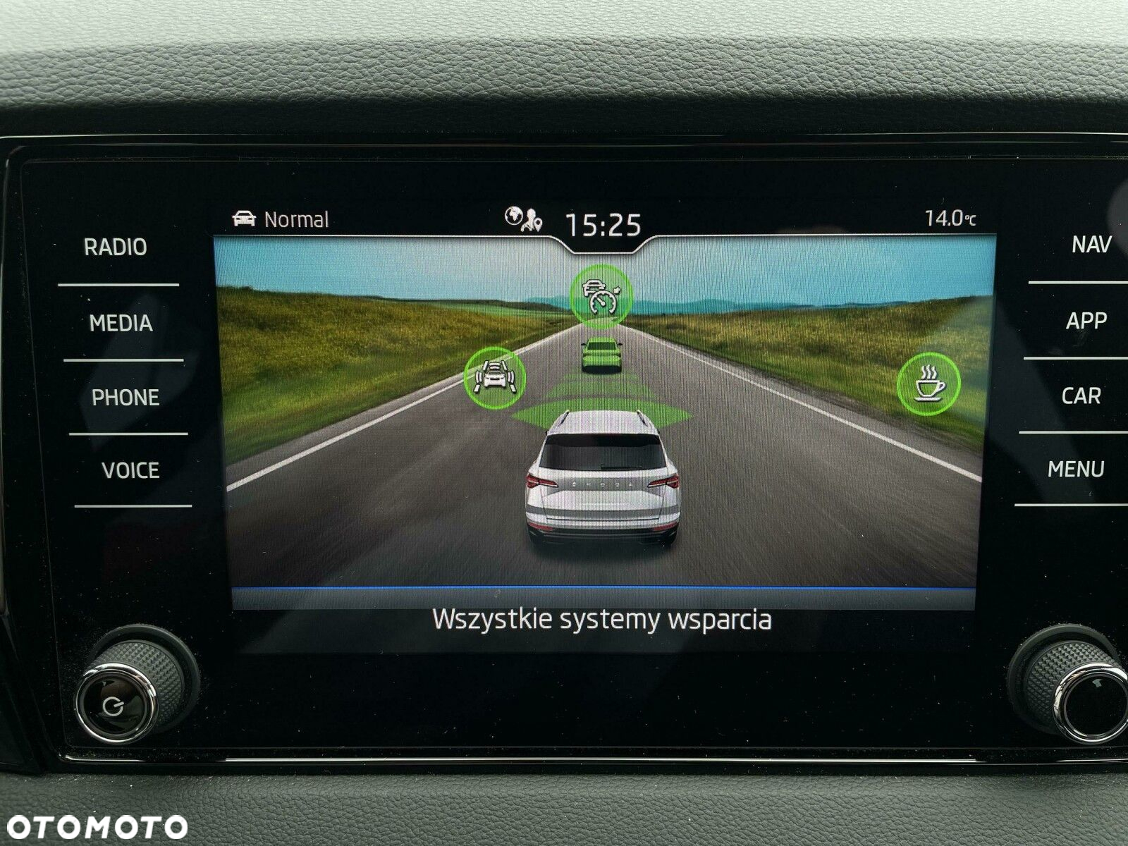 Skoda Karoq 1.5 TSI ACT 4x2 Sportline DSG - 23