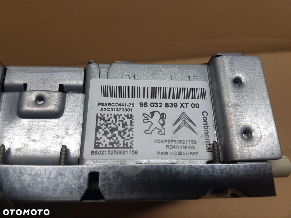 CITROEN C3 II 2010 ROK RADIO CD - 2