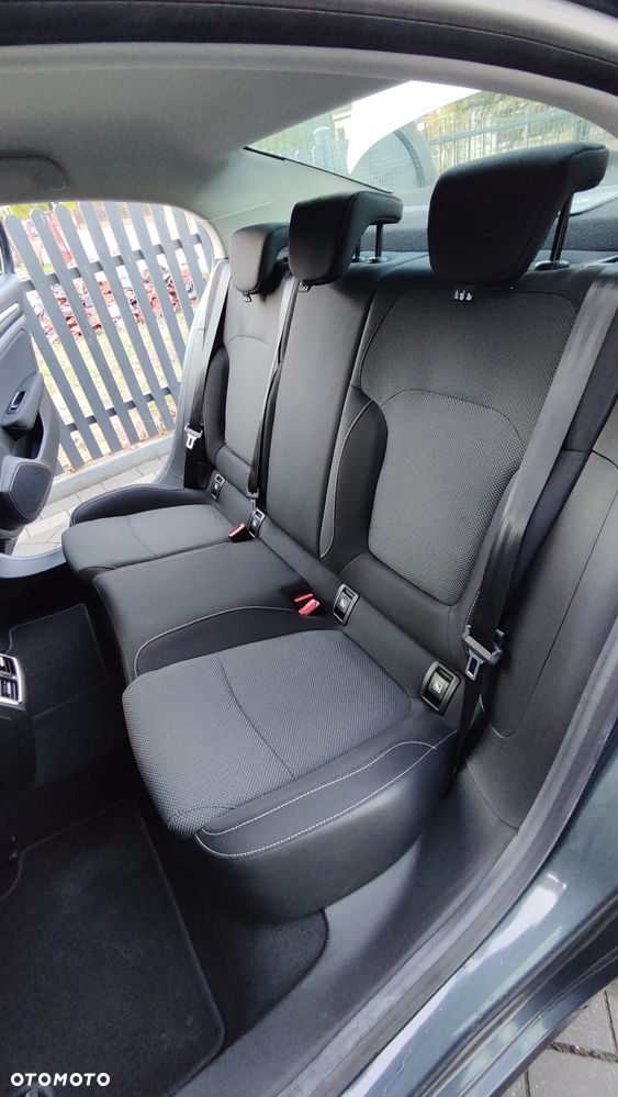 Renault Megane 1.3 TCe Intens - 17
