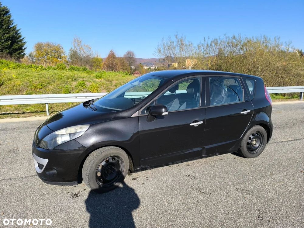 Renault Scenic 1.9 dCi Privilege - 5