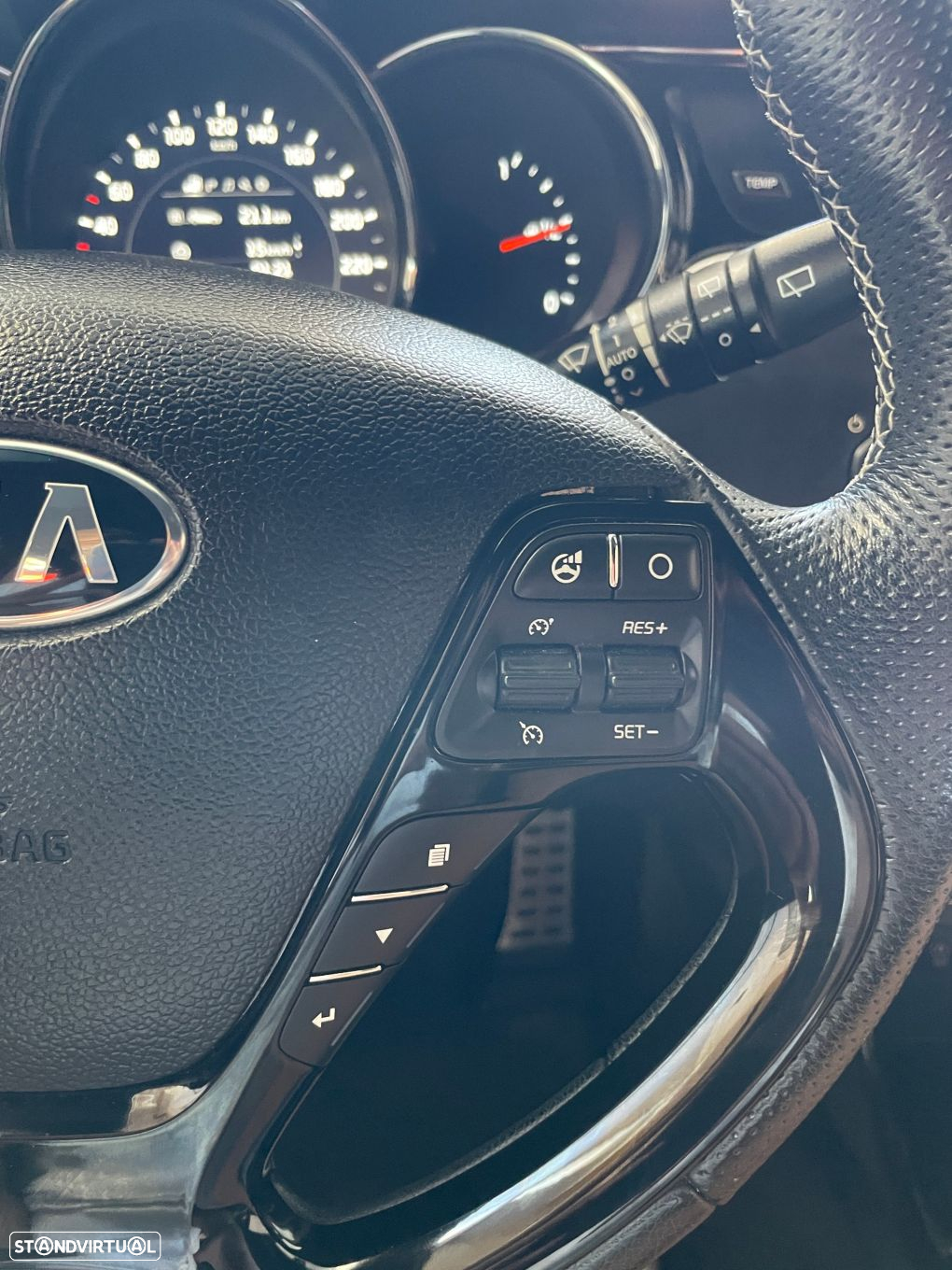 Kia Ceed 1.0 T-GDI GT Line - 10