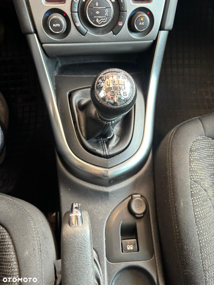 Peugeot 308 1.6 HDi Premium - 11