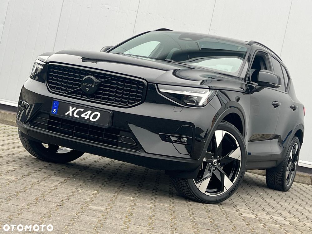 Volvo XC 40 B4 AWD Ultimate Dark - 1