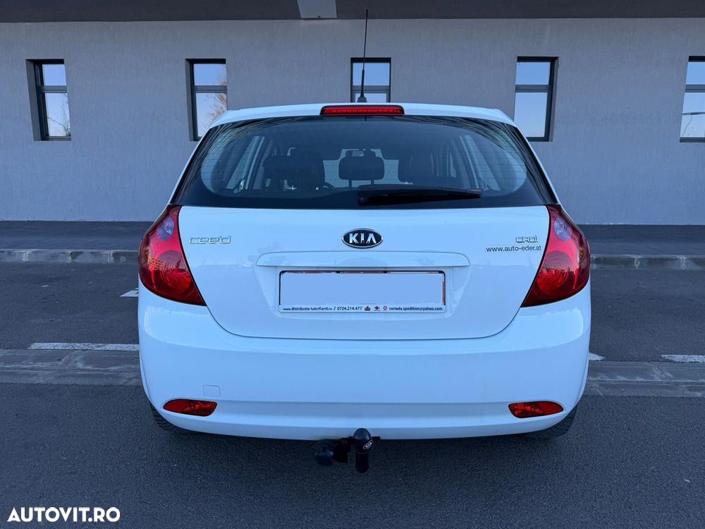 Kia Ceed 1.6 DSL EX CITY - 6