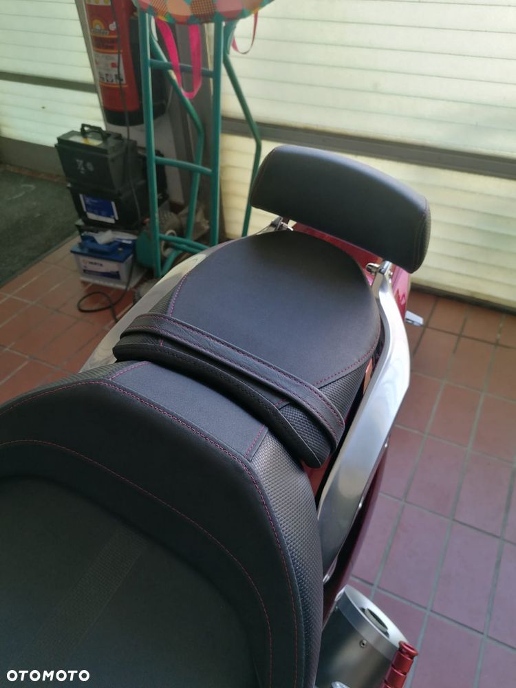 Yamaha V-MAX - 38