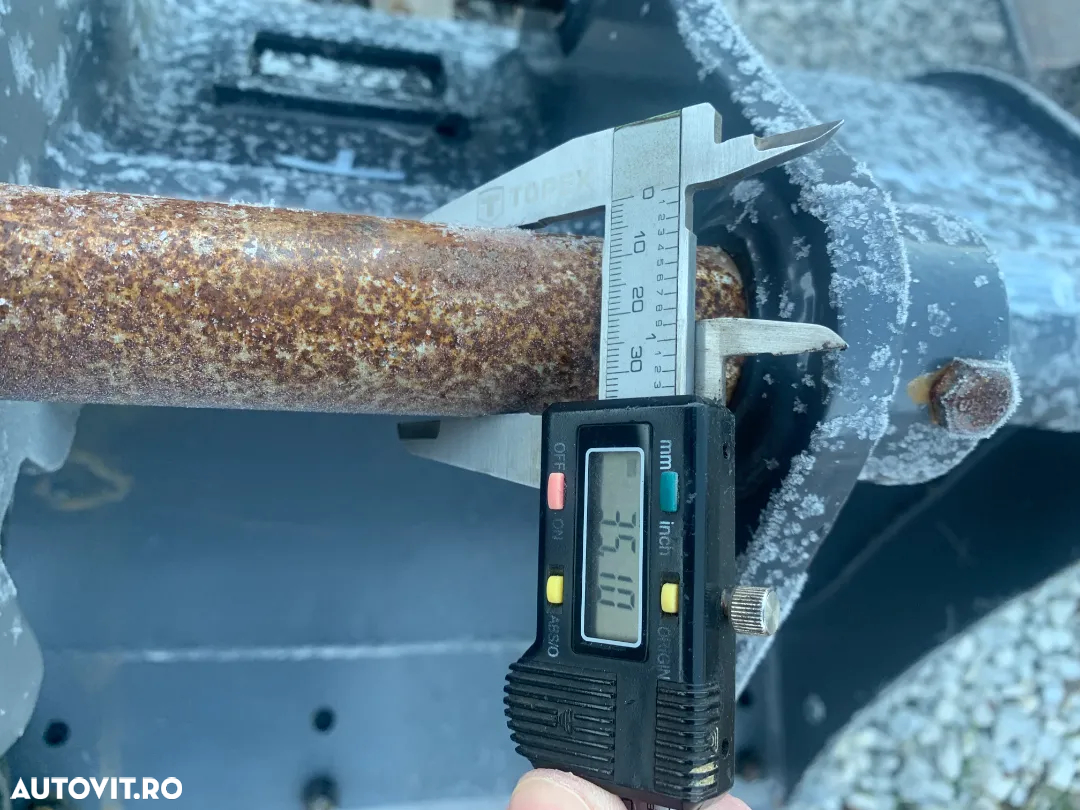 Cupa Miniexcavator de 3-4 Tone cu latimea de 765 mm - 9