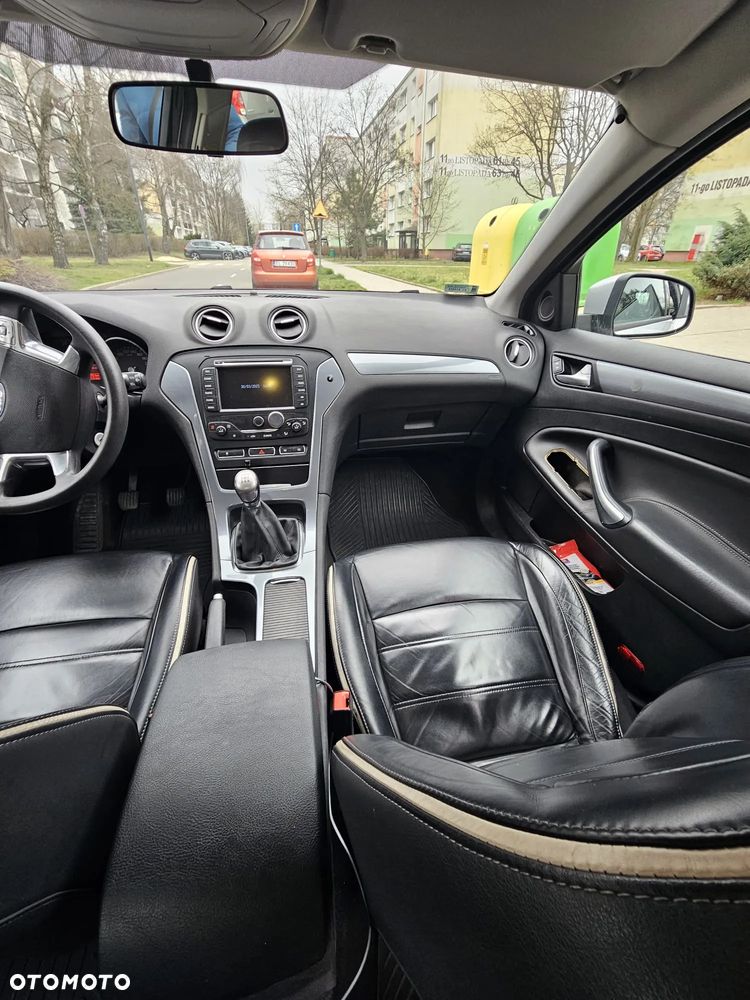 Ford Mondeo 2.0 Trend - 8