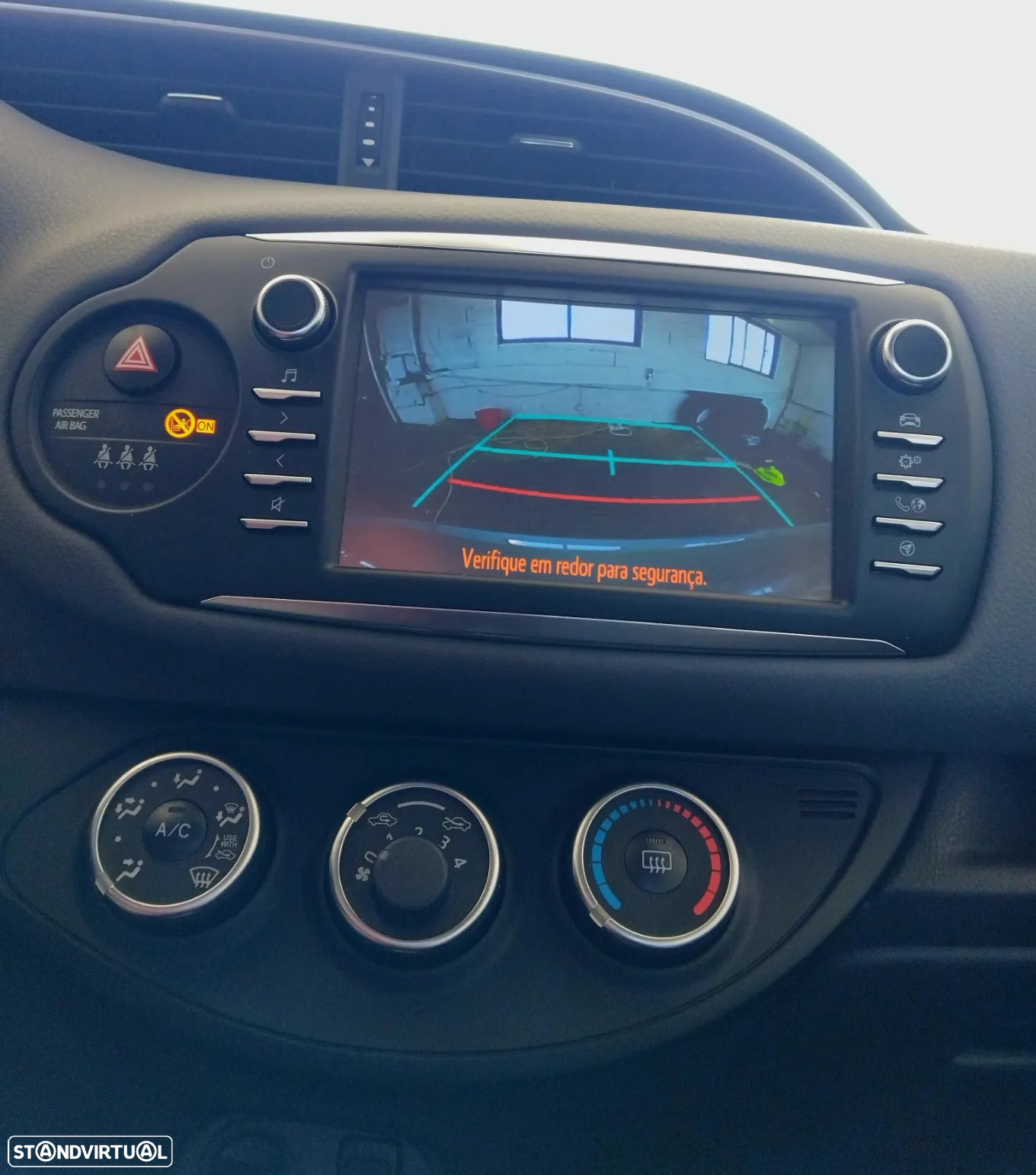 Toyota Yaris 1.0 VVT-i Comfort - 12