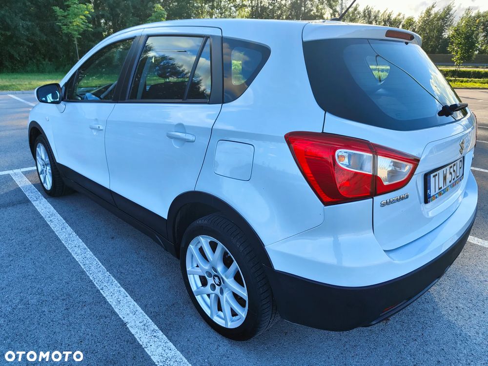 Suzuki SX4 - 5
