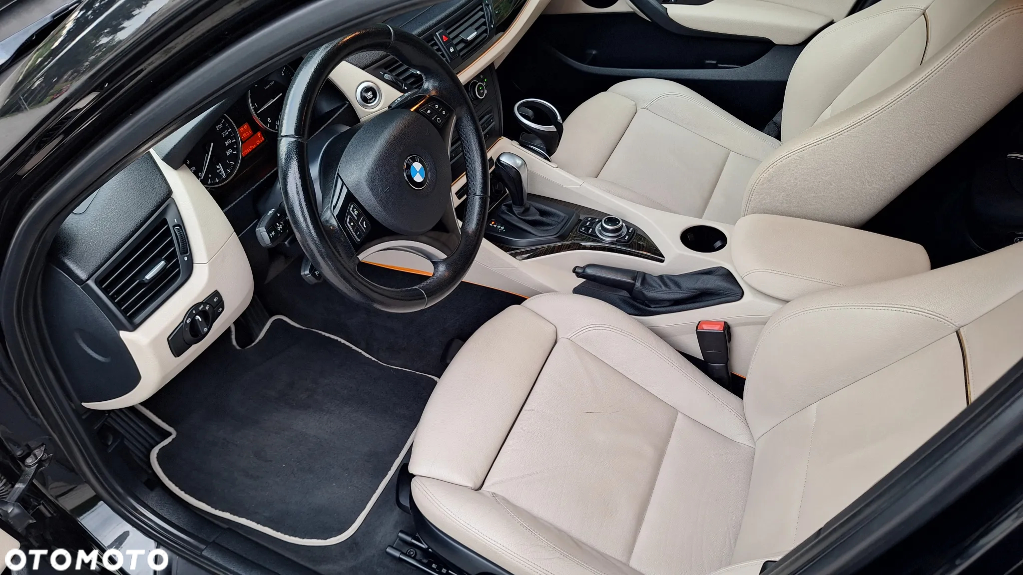 BMW X1 - 3