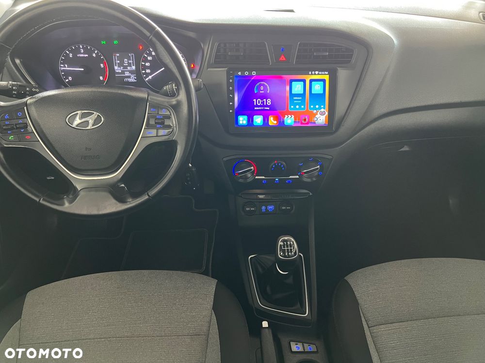 Hyundai i20 - 25