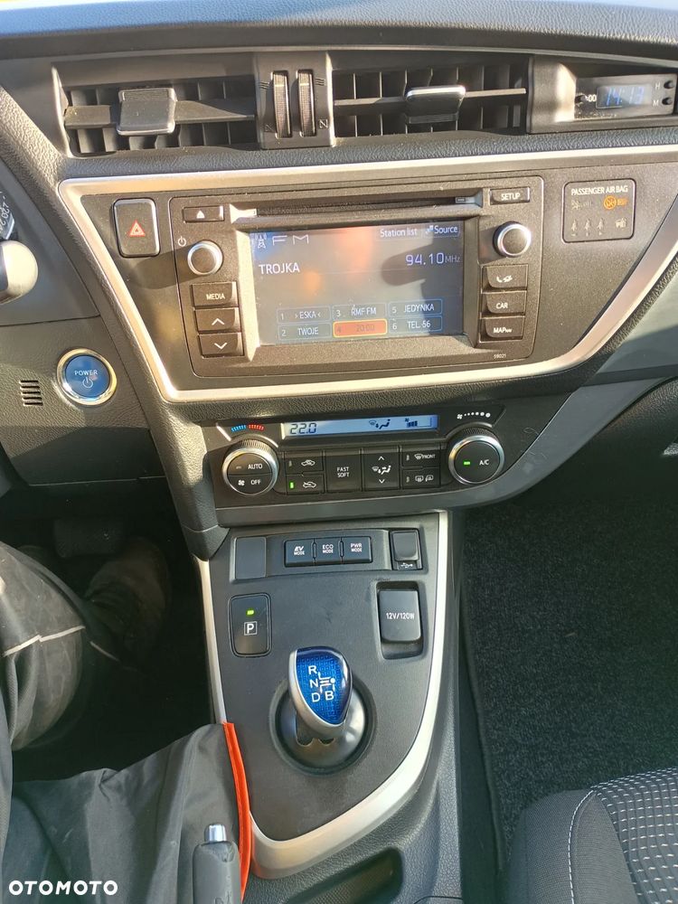 Toyota Auris - 13