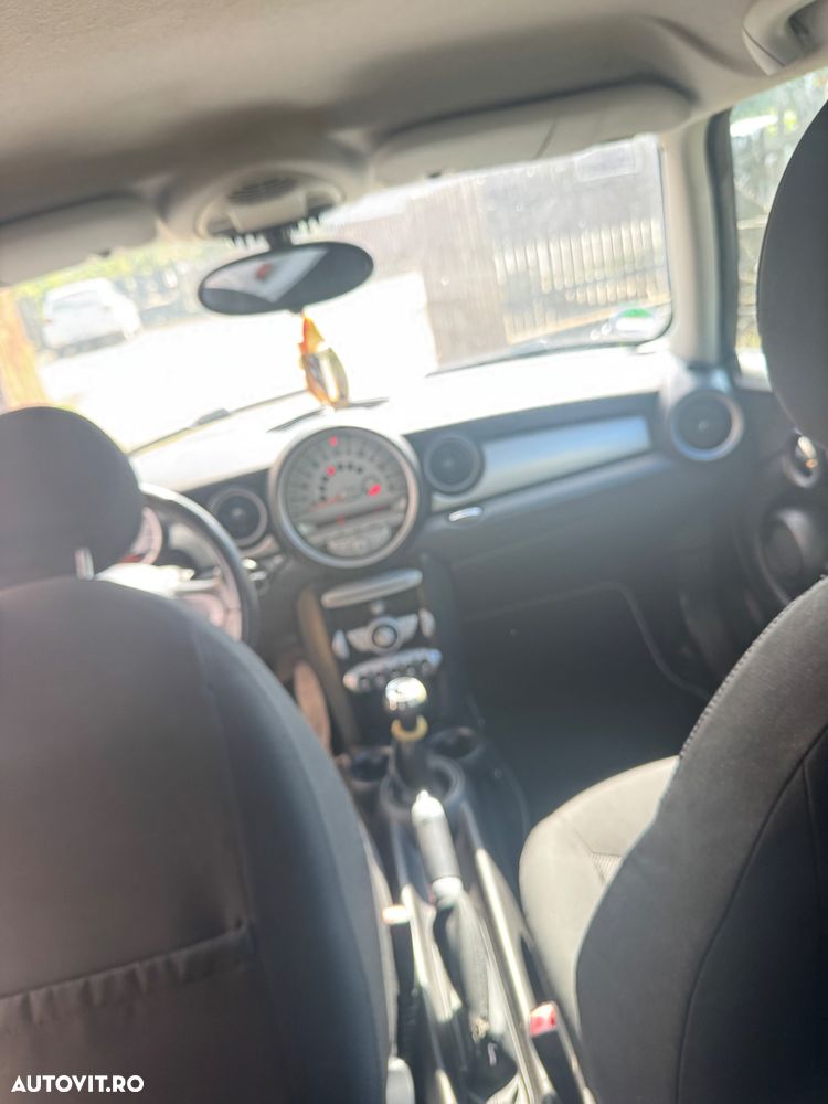 Mini Cooper Cabrio - 7