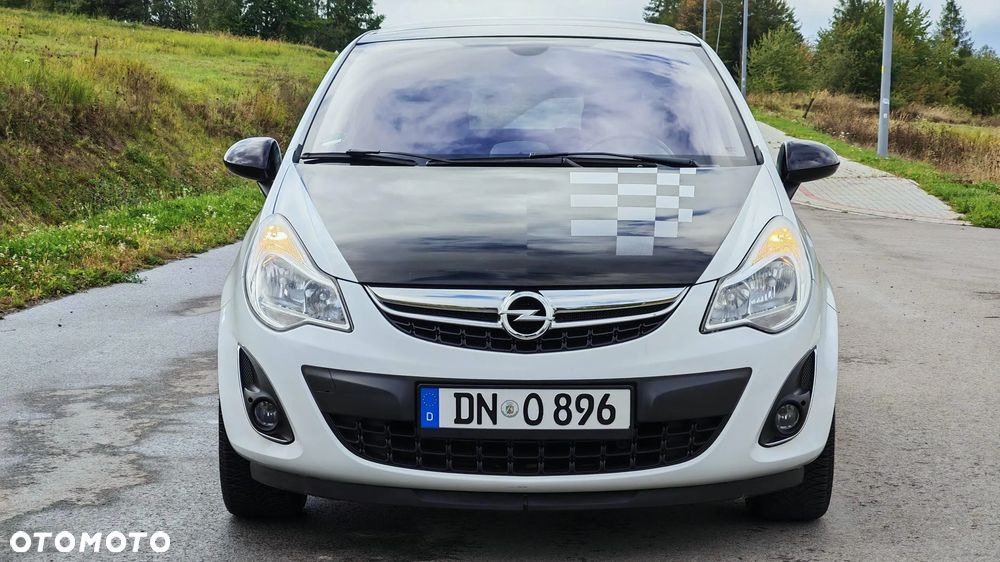 Opel Corsa 1.4 16V Sport - 2