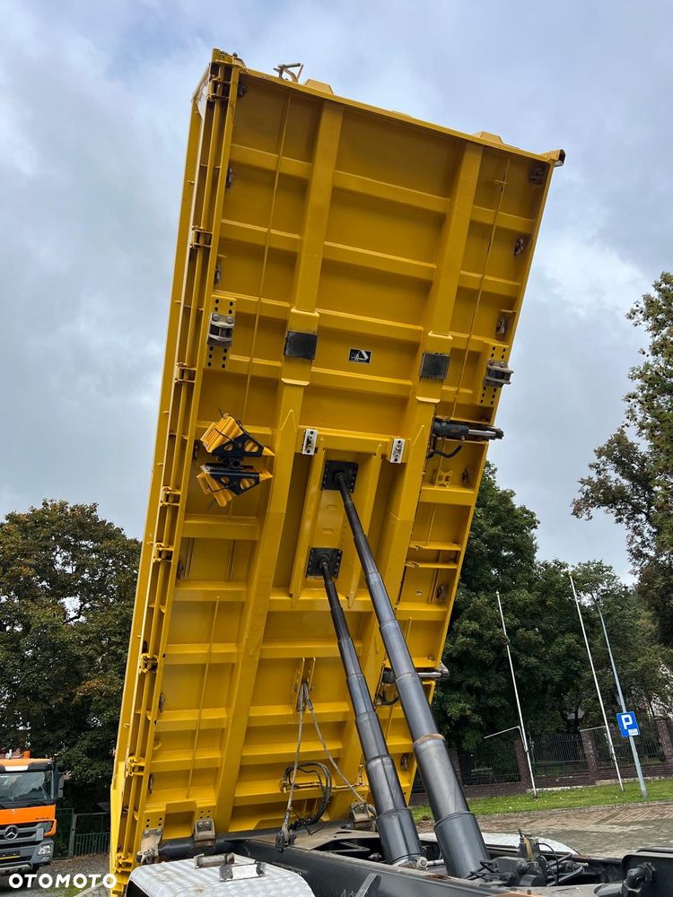 Mercedes-Benz 4145 AROCS wywrotka 8x6, 3-str. MEILLER, BORDMATIC, 215 t.km., 34 t.DMC - 11