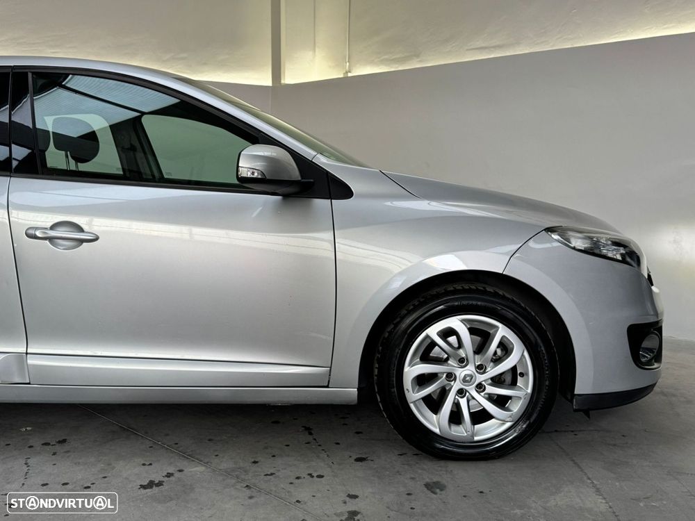 Renault Mégane 1.5 dCi Confort - 8