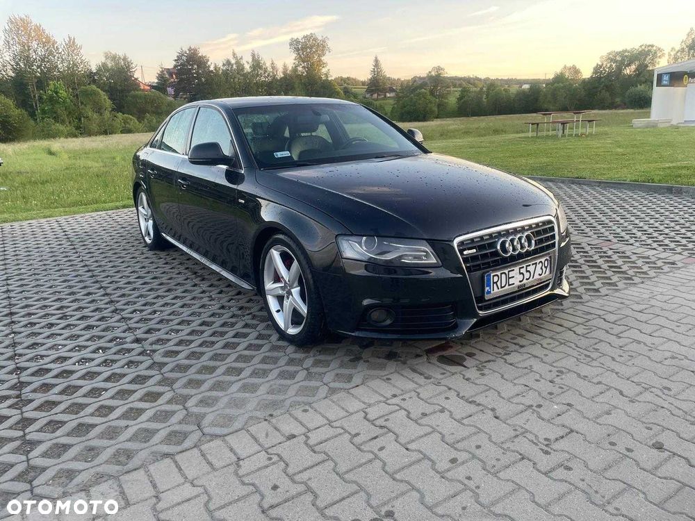 Audi A4 Limousine