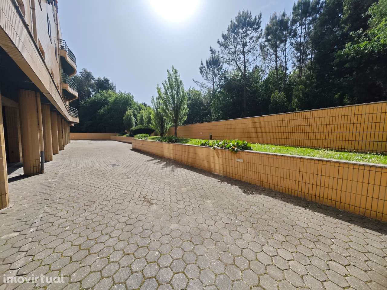 LA - Apartamento T3+1 Para Venda, localizado em Pedroso, Gaia - Grande imagem: 4/22