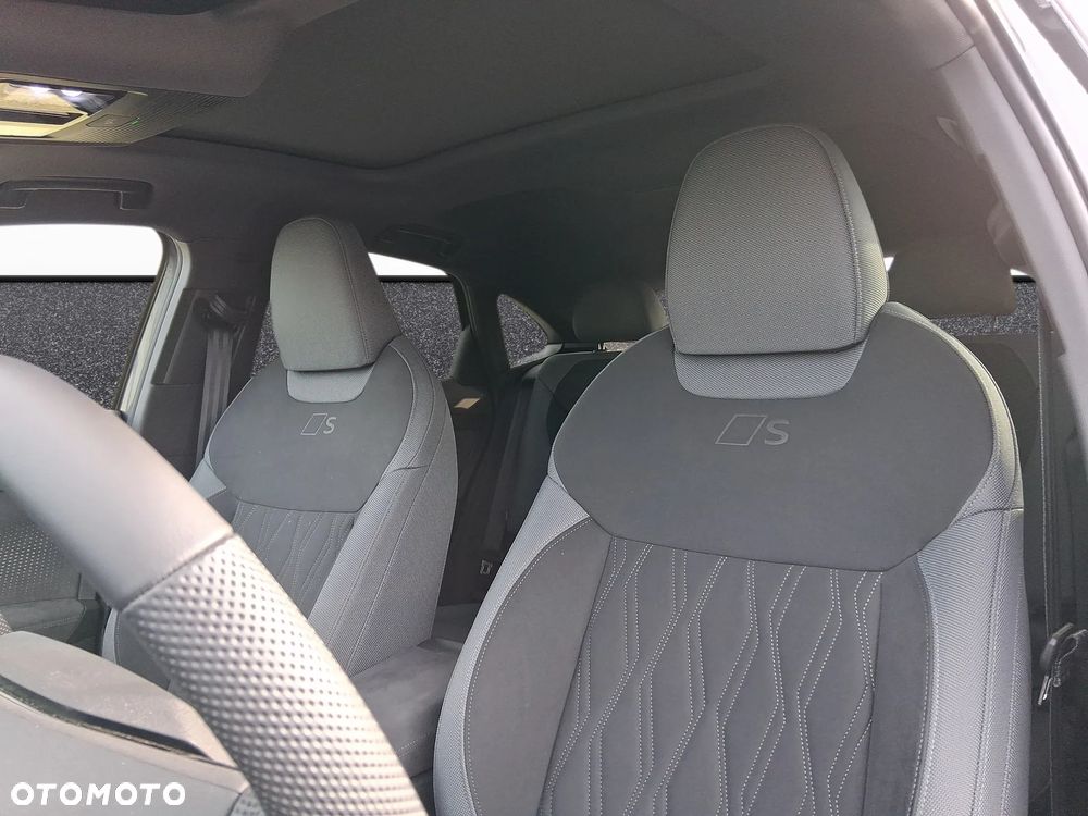 Audi Q3 Sportback - 10