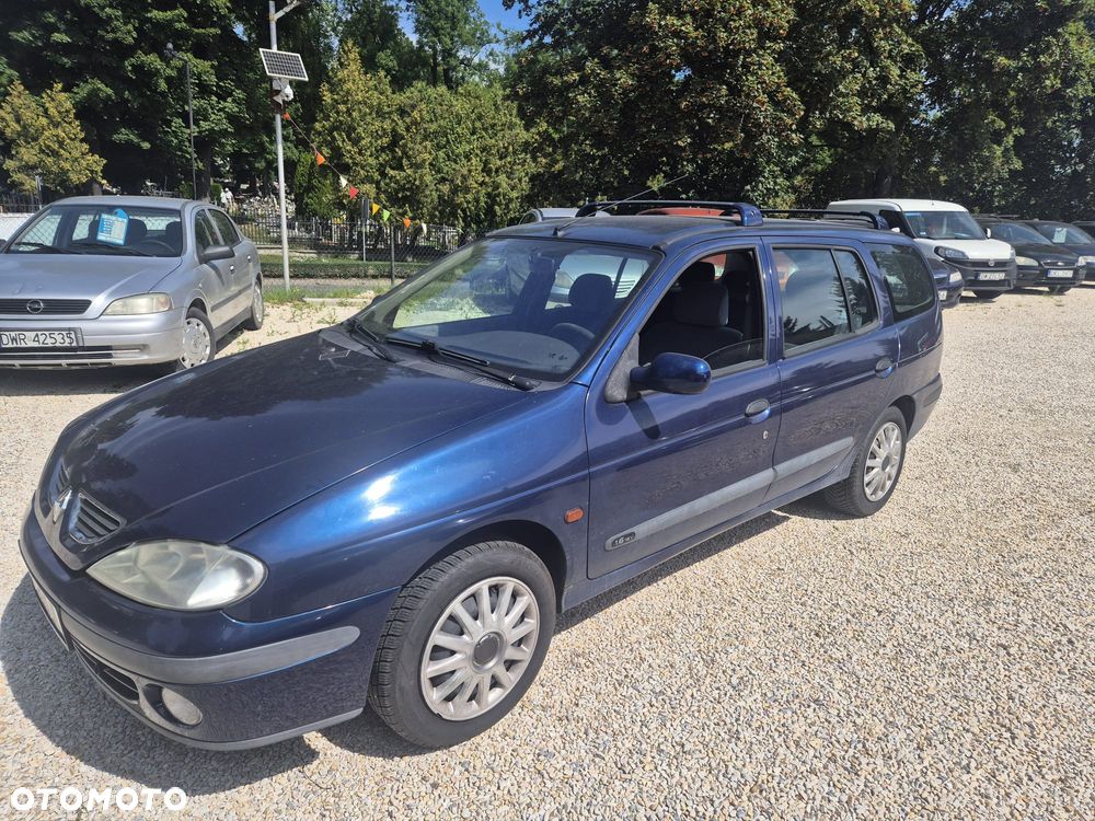 Renault Megane - 2