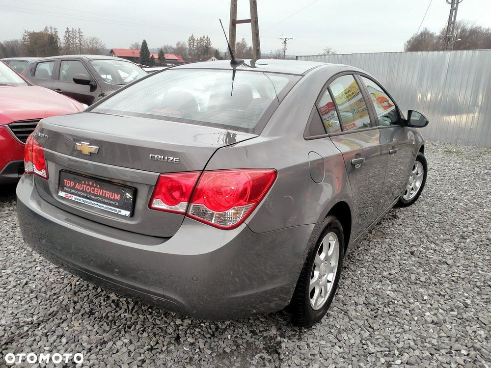 Chevrolet Cruze - 6