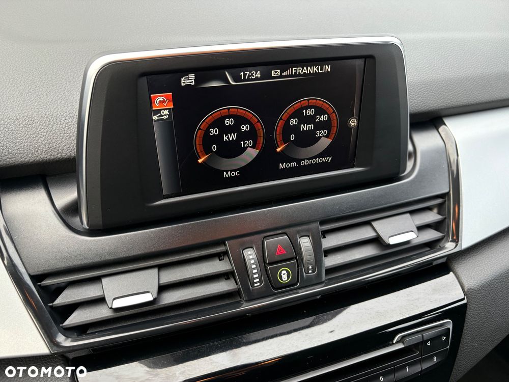 BMW Seria 2 216d - 26