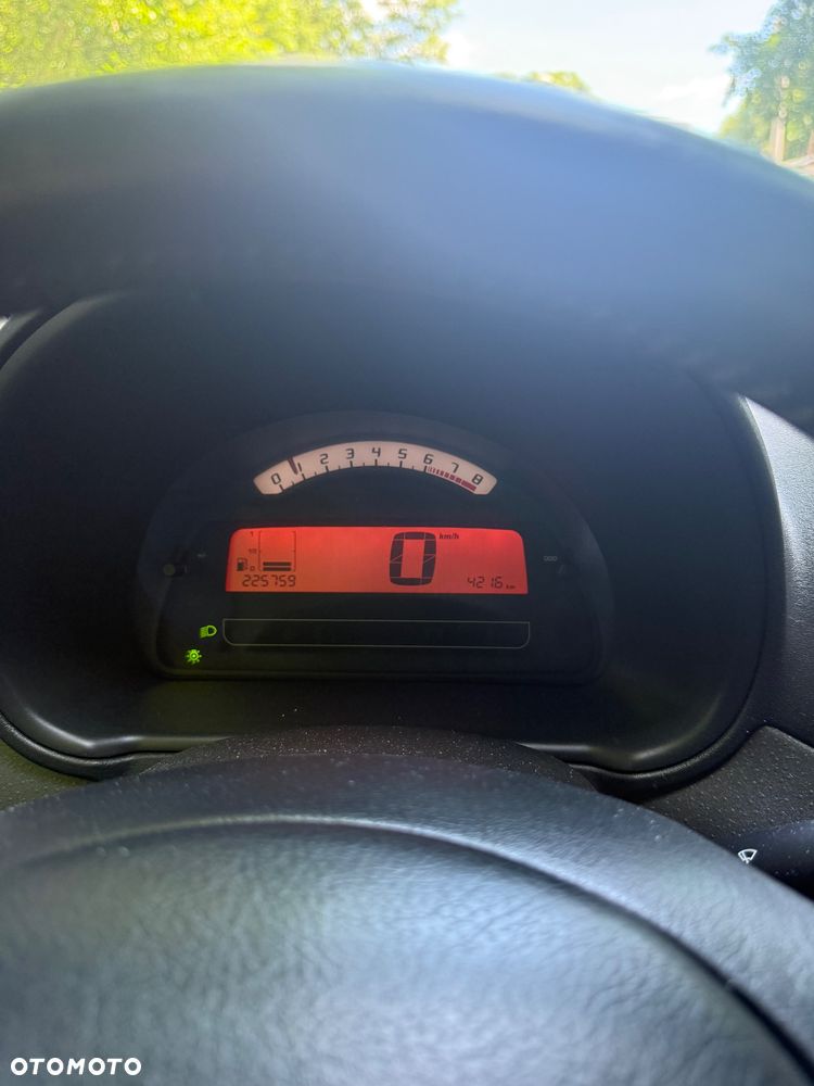 Citroën C2 1.1 VTR - 12