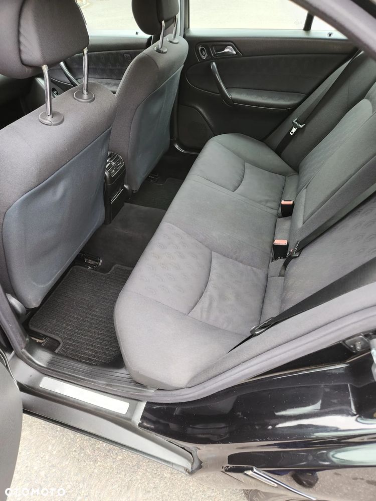 Mercedes-Benz Klasa C - 8