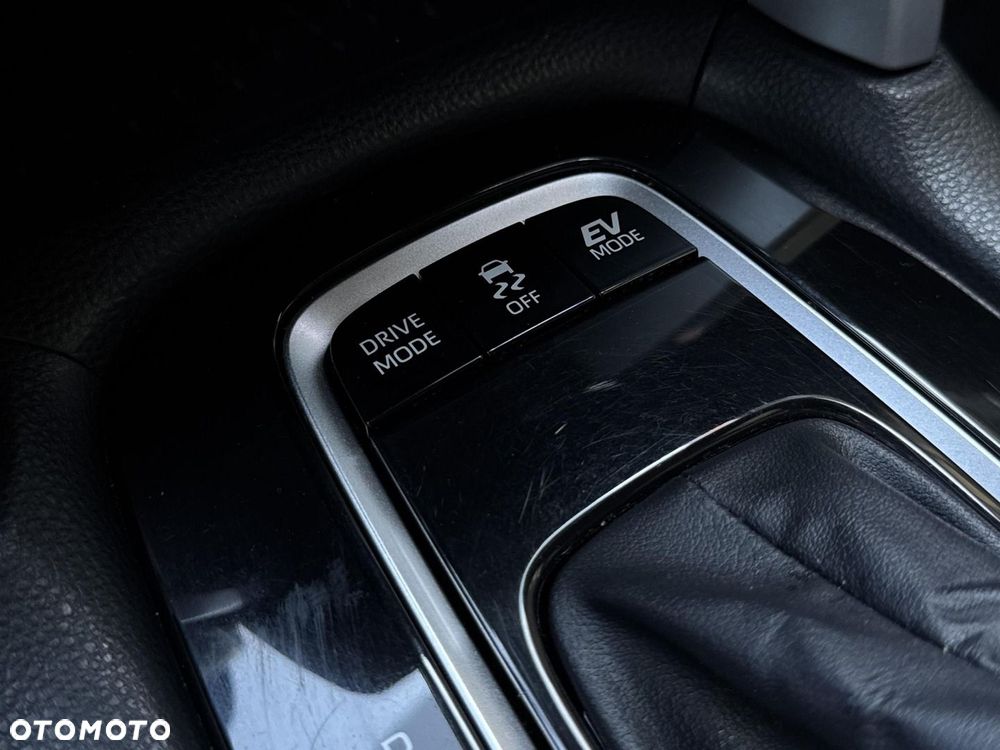Toyota Corolla Cross - 25