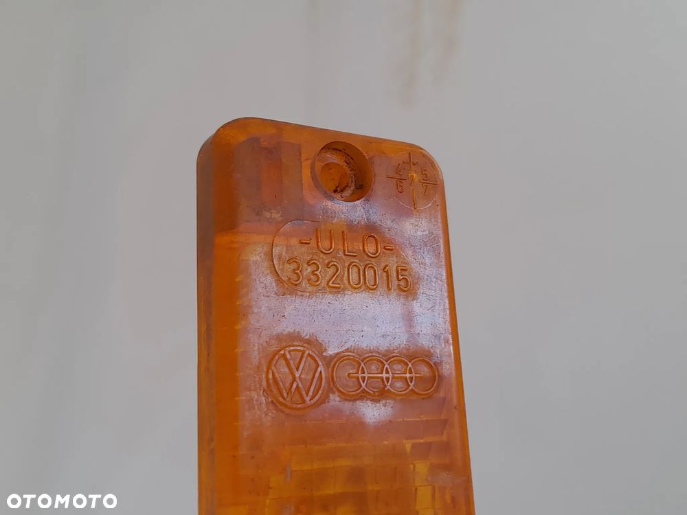 Lampa kierunkowskazu Volkswagen Golf MK2 Volkswagen AG 32710R6 - 3
