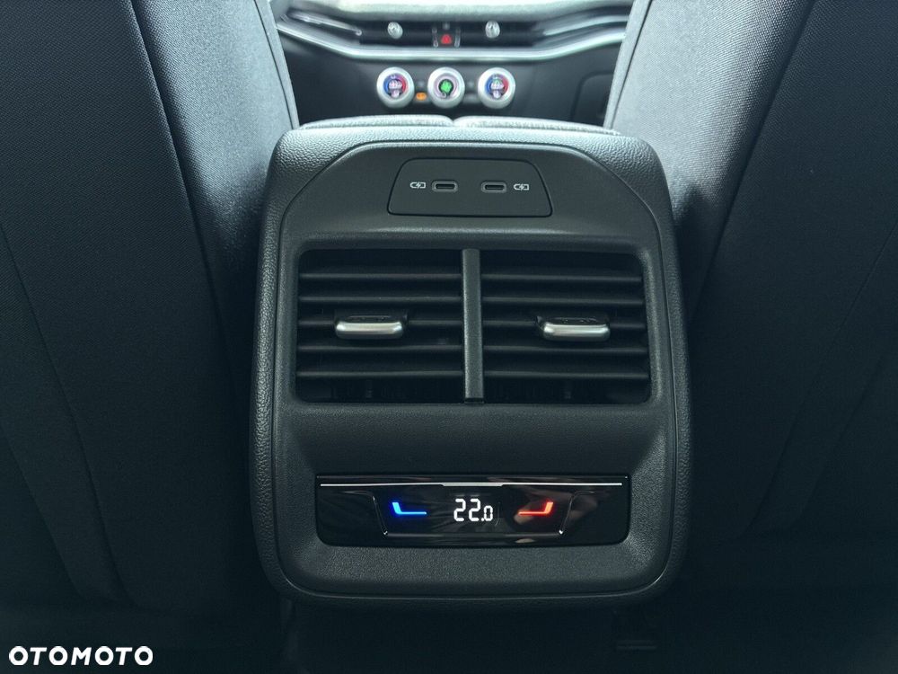 Skoda Superb 2.0 TSI Drive DSG - 18