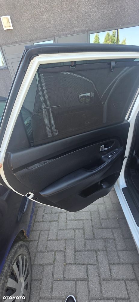 Kia Carens 1.7 CRDi 141 ISG Spirit - 31