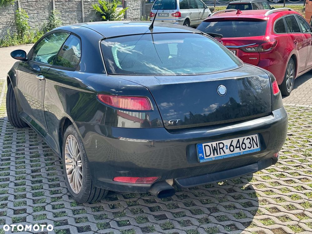Alfa Romeo GT - 2