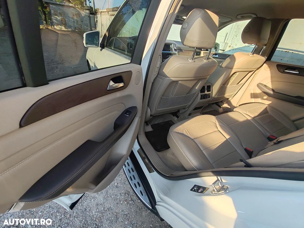 Mercedes-Benz ML 350 BlueTEC 4MATIC Aut - 11