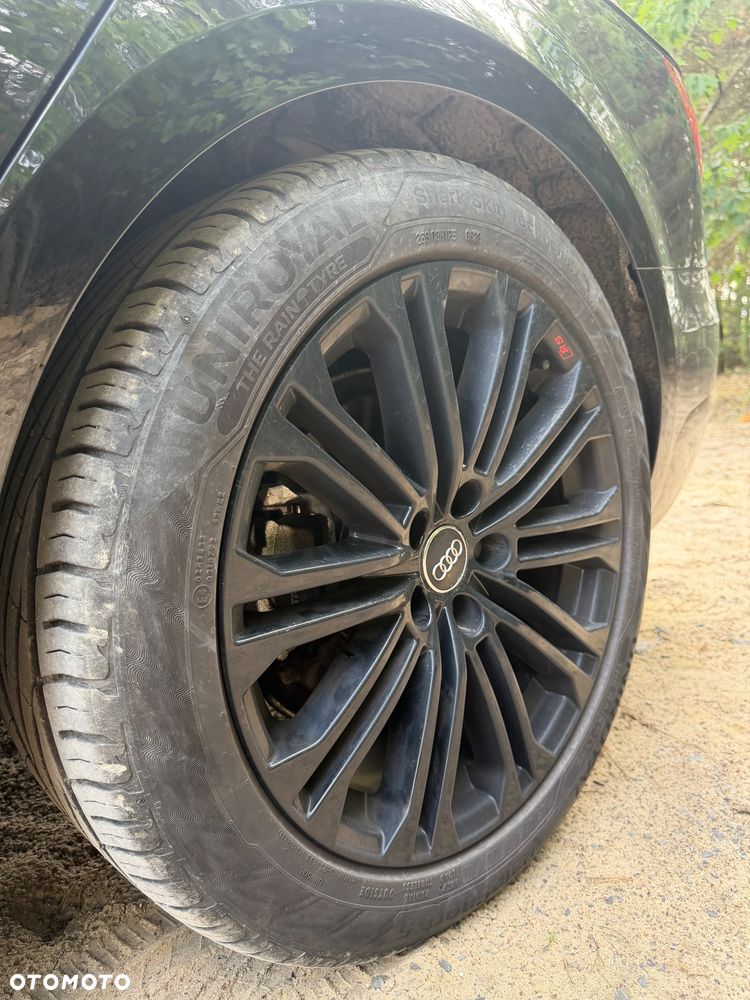 Audi A4 Avant 2.0 TDI S tronic - 8