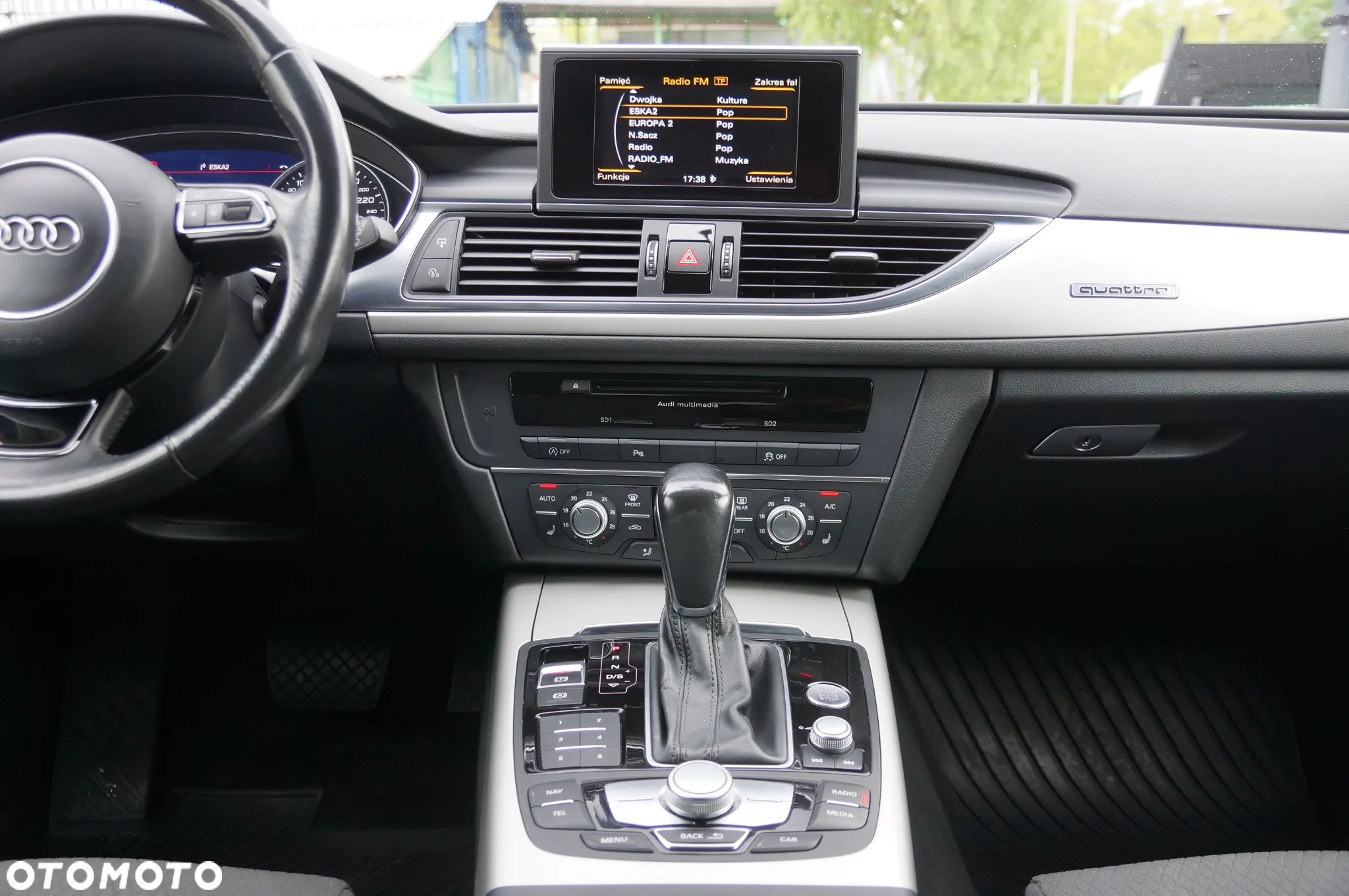 Audi A6 Avant 2.0 TDI quattro S tronic - 13
