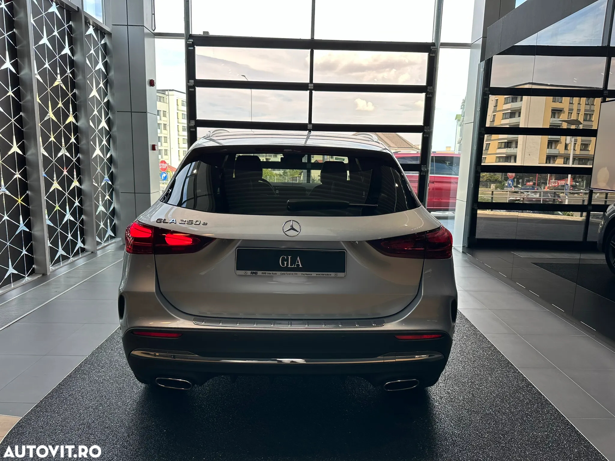 Mercedes-Benz GLA 250 e 8G-DCT AMG Line Advanced Plus - 5