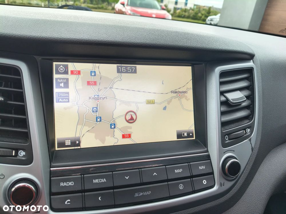 Hyundai Tucson - 16