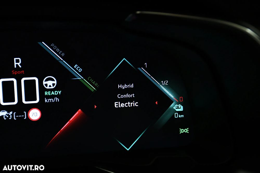 DS Automobiles DS 7 Crossback DS7 1.6 PHeV AWD 300 EAT8 OPERA - 37